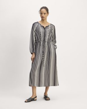 The TENCEL? Gathered Maxi Dress | Black / Bone