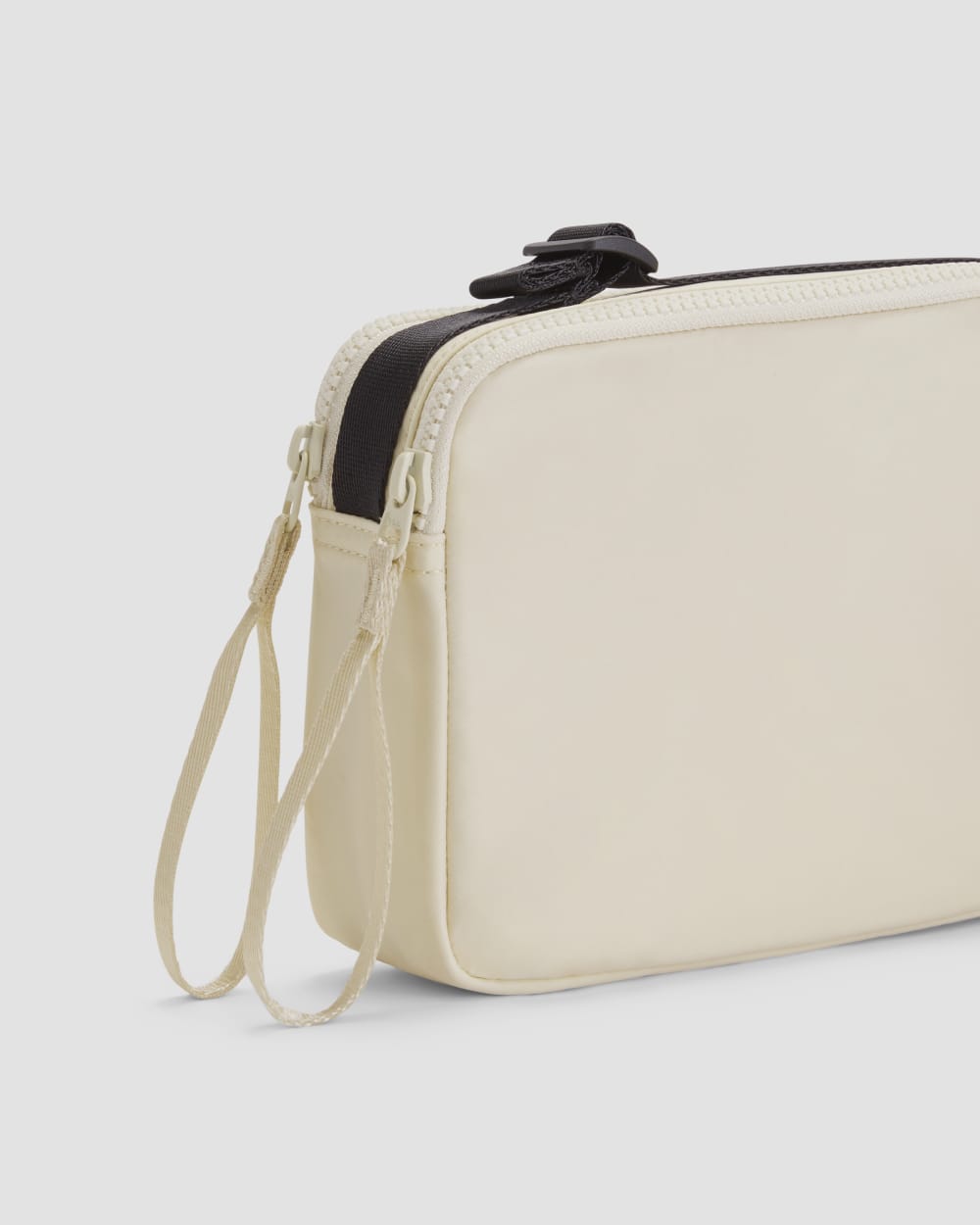 The Recycled Nylon Camera Bag | Parchment - Image 5