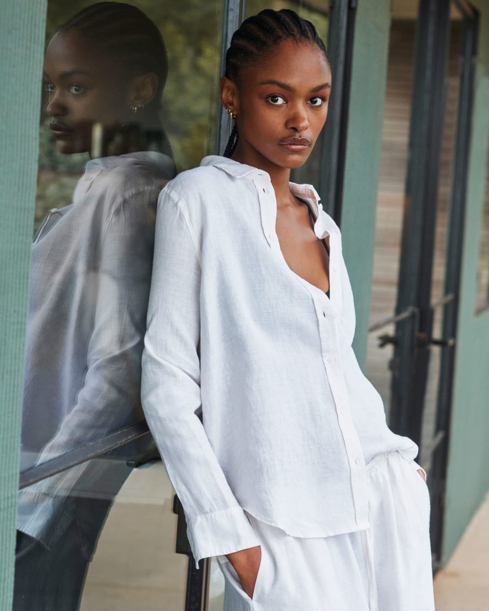 The Must-Have Shirt in Linen | White - Image 7