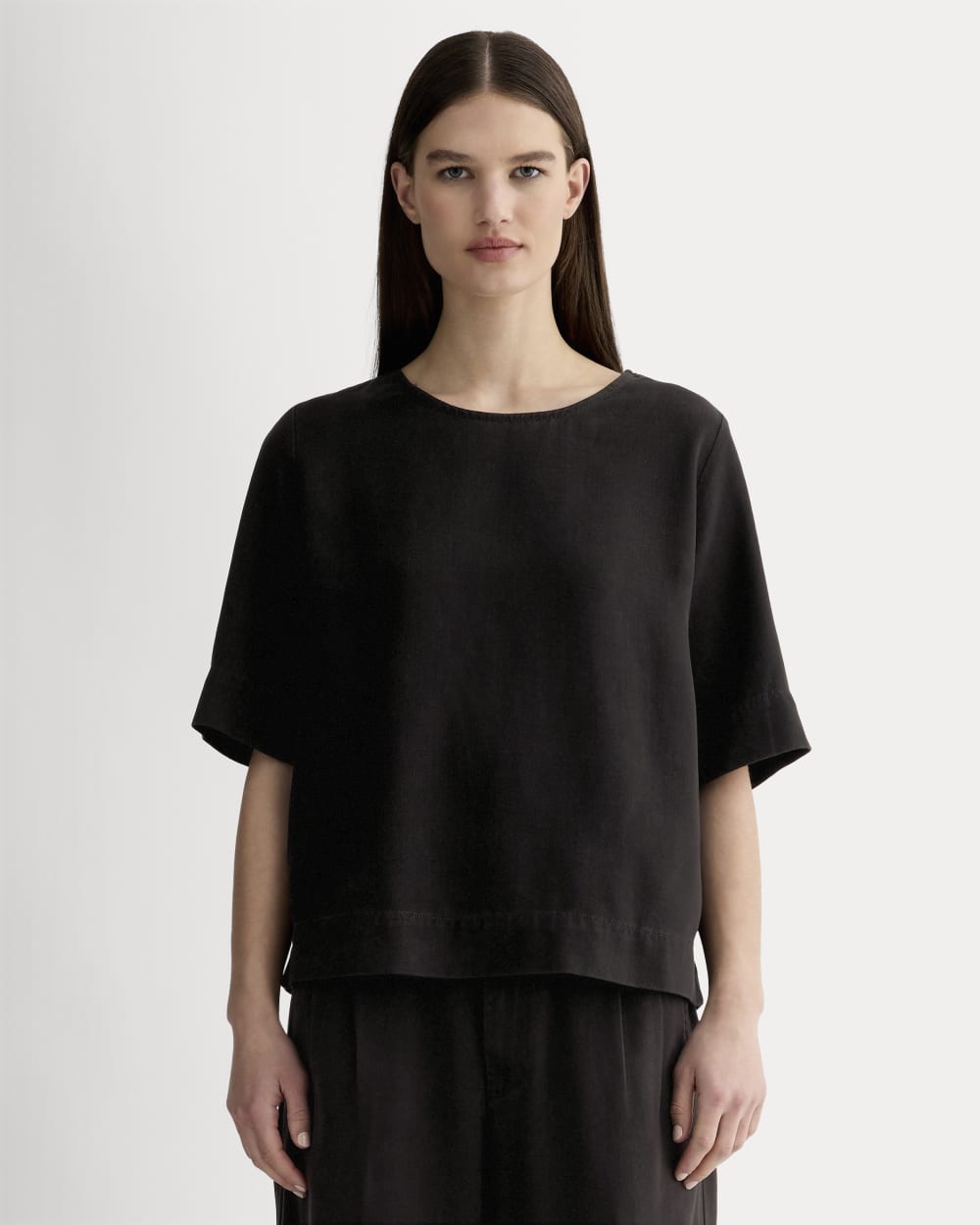 The Relaxed Tee in Buttersoft | Black