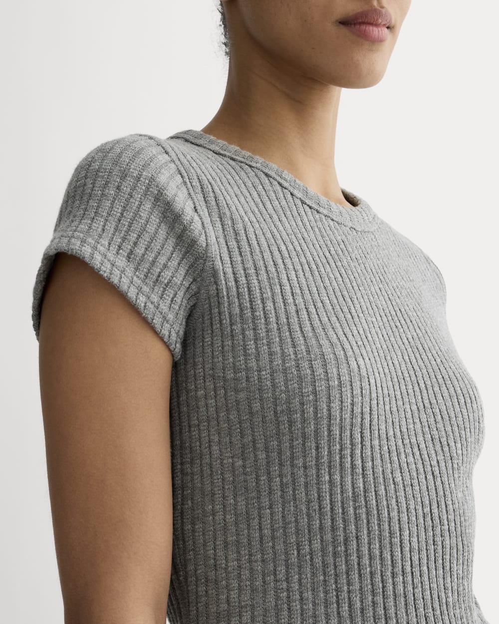 The Cozy Rib Tee | Mid Heather Grey - Image 4