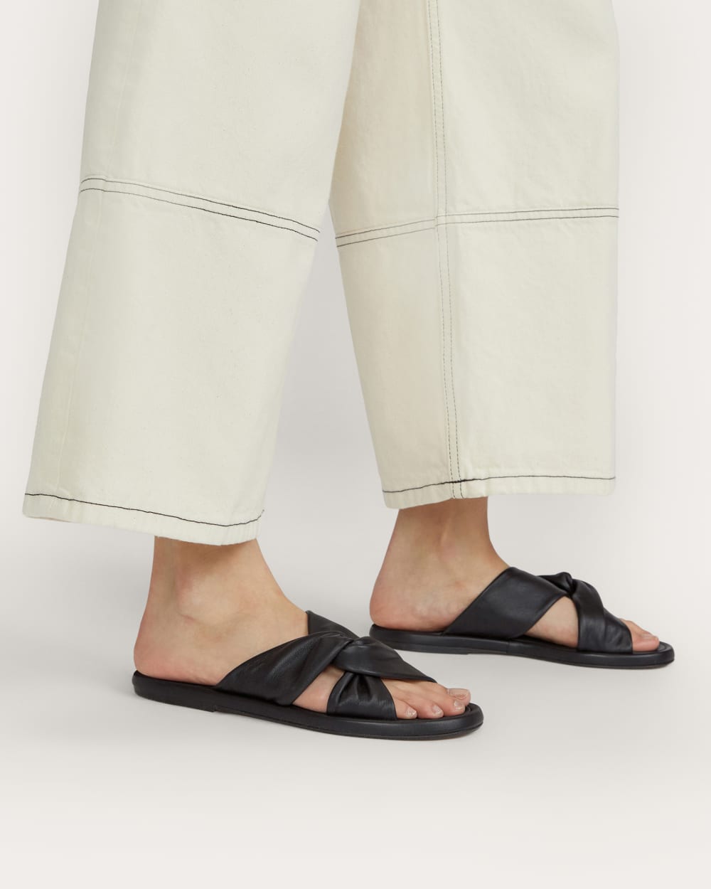 The Day Twist Sandal | Black - Image 3