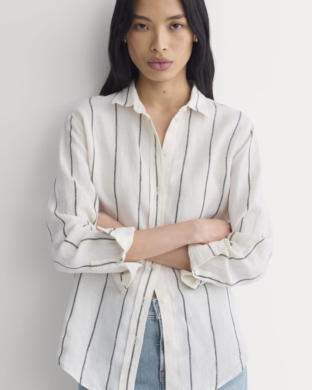 The Must-Have Shirt in Linen | Gardenia/Meteorite - Image 4