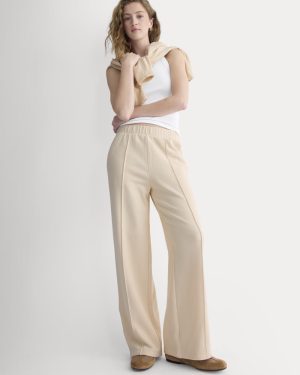 Lightweight Terry Pintuck Sweatpant | Parchment